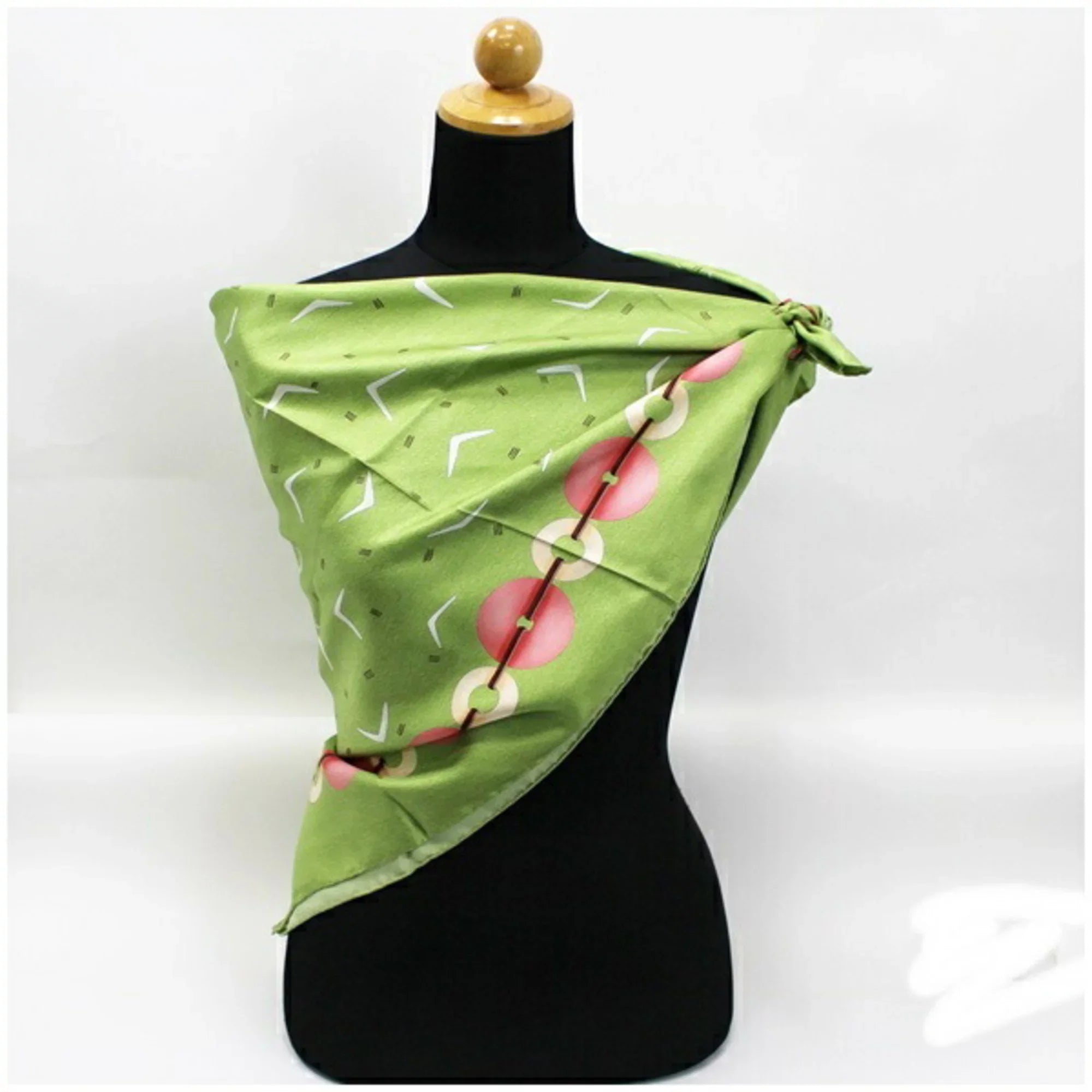 Pre-Owned Bvlgari Sizeilk Sizecarf Muffler Green BVLGARI Women's (Like New)