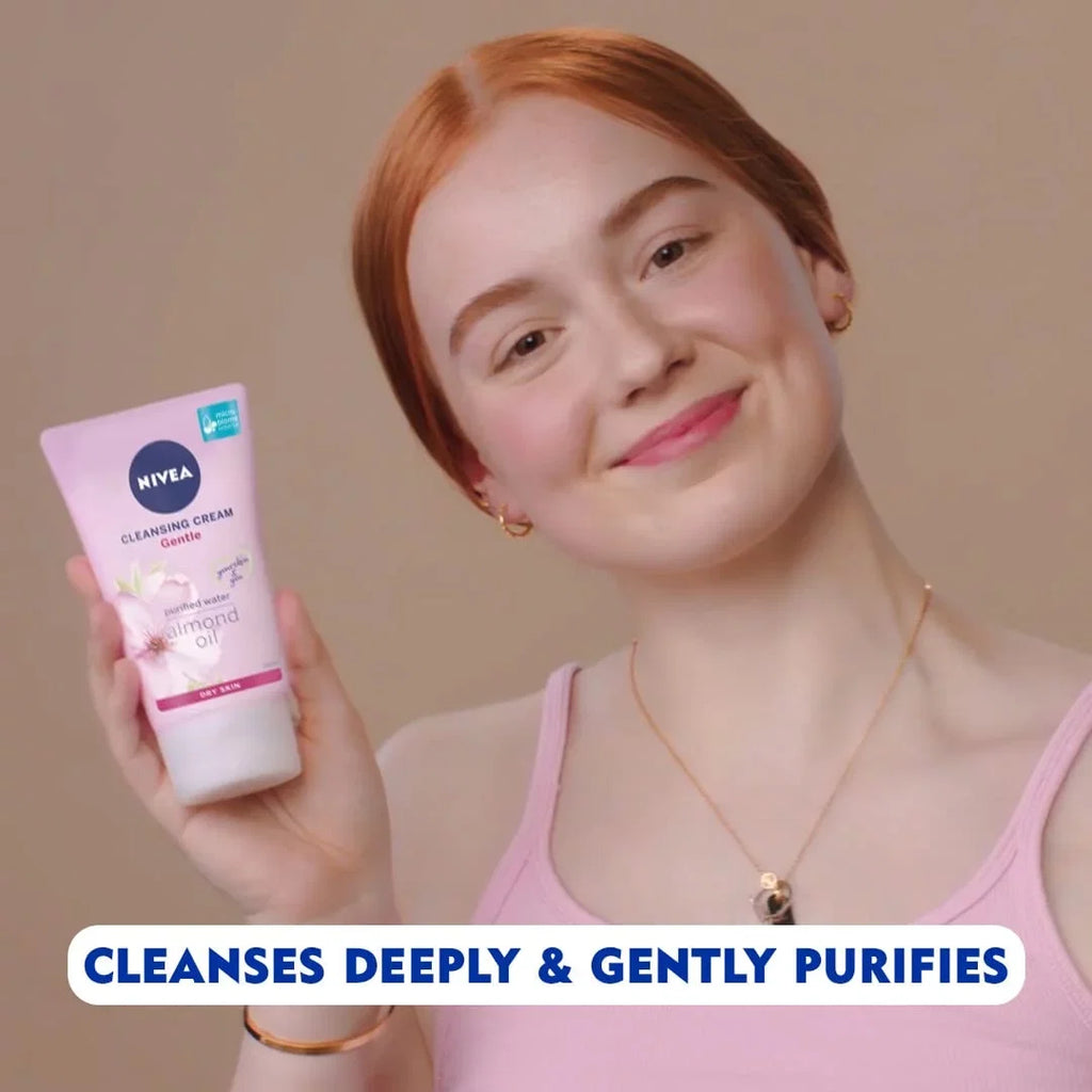 Nivea Visage Daily Essentials Gentle Cleansing Cream Wash For Dry & Sizeensitive Sizekin (150Ml)