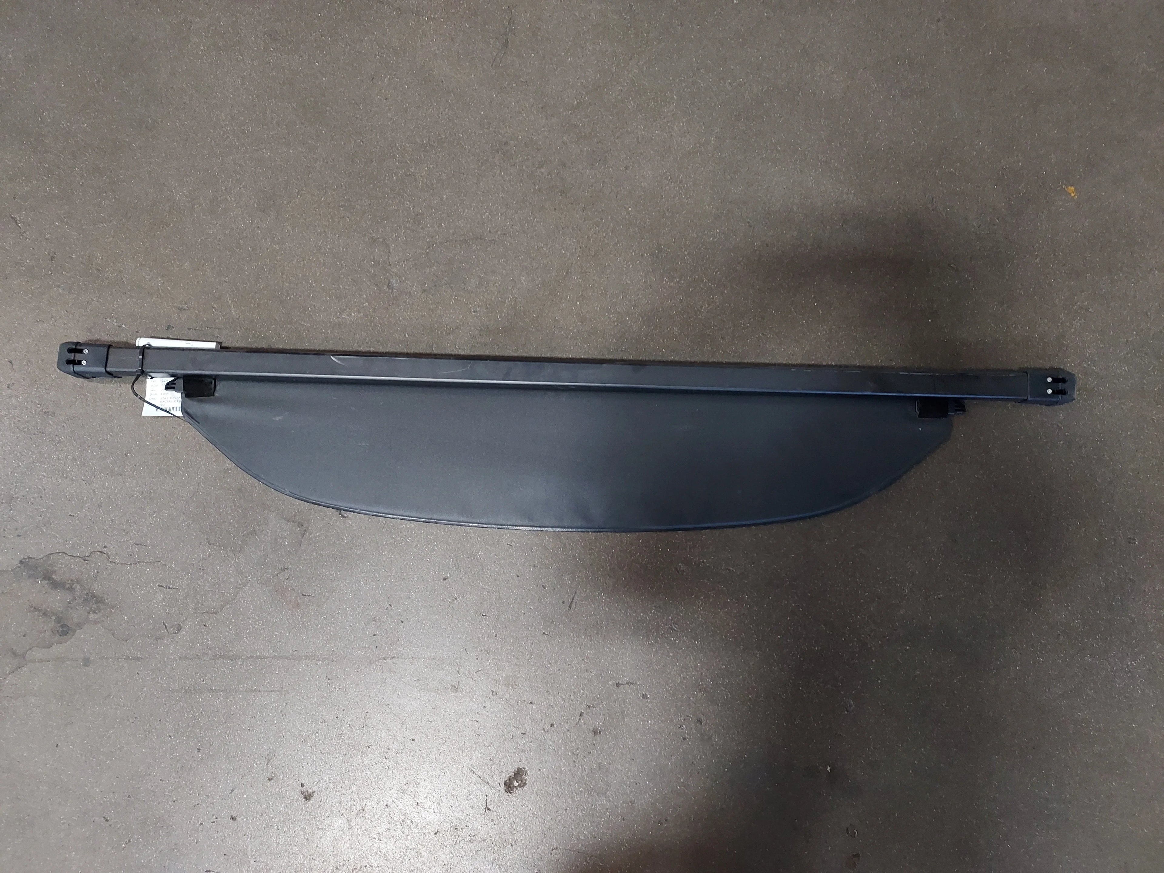 Pre-Owned 2014 Toyota Rav4 Trunk Cargo Cover Sizehade OEM LKQ (Good)