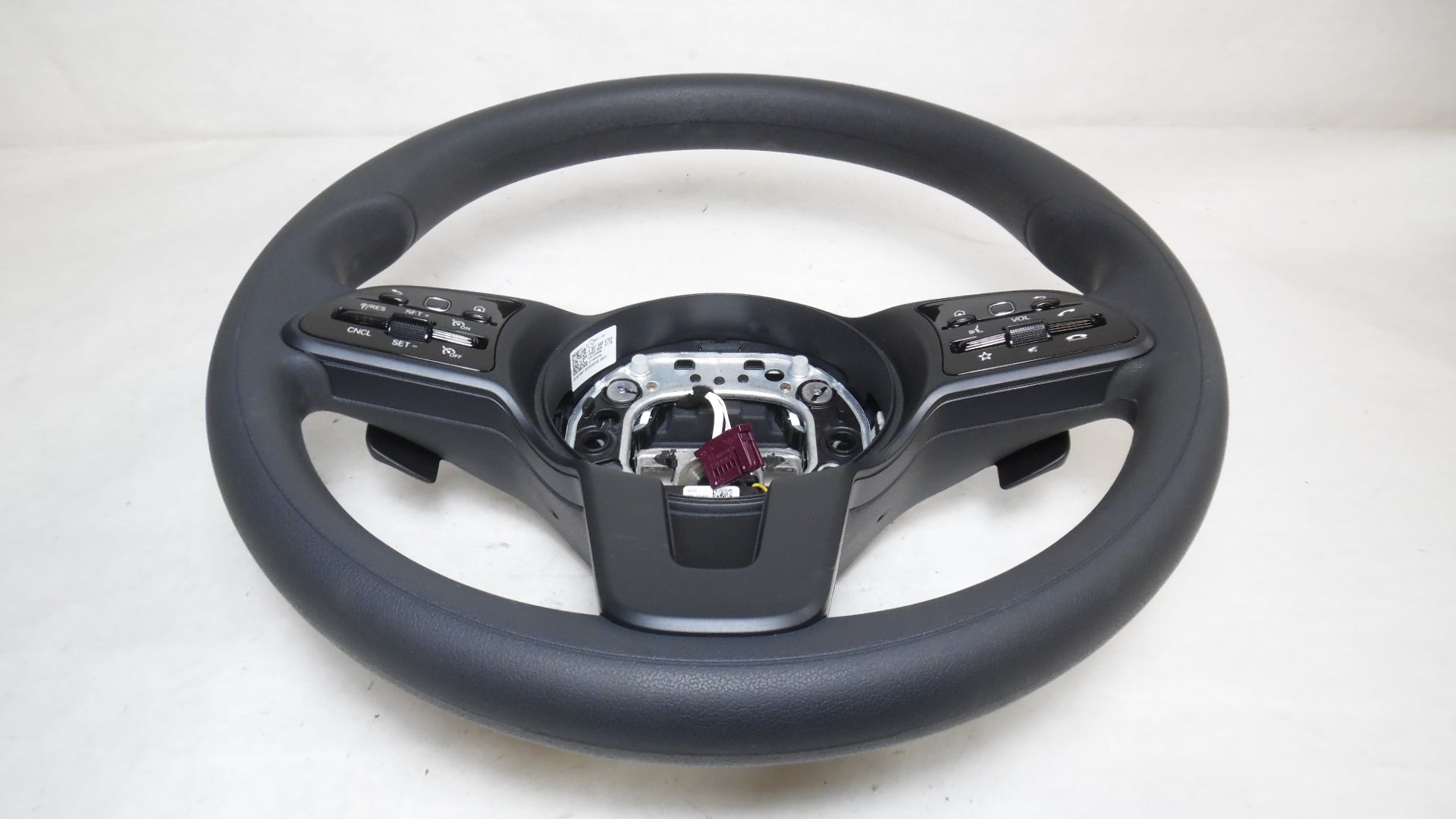 Pre-Owned 23 Mercedes Sizeprinter 2500 Urethane Sizeteering Wheel w/ Controls & Paddle Sizehift OEM (Good)